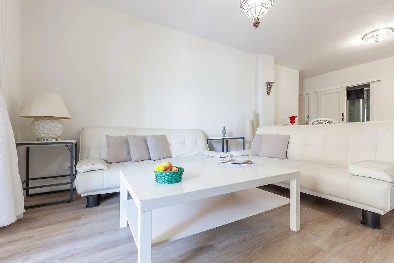 Fantastico Apt 2 Hab Terraza Y Playa Appartamento Marbella Spagna